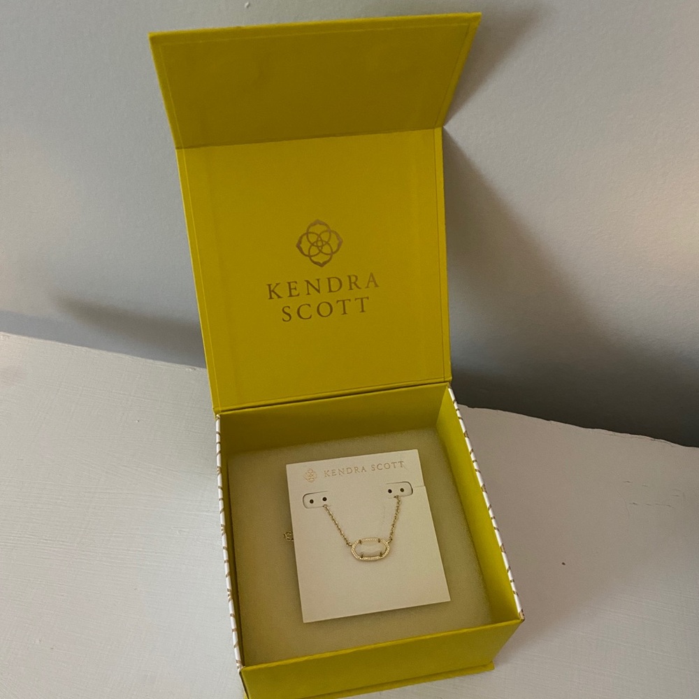 Kendra Scott Necklace